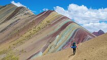 7 Color Mountain Tour Adventure in Vinicunca