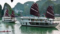 Halong Fantasea Classic 3-Day 2-Night Cruise from Hanoi
