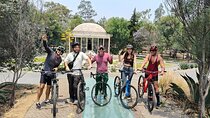 Discover the jewels of Chapultepec on a bike