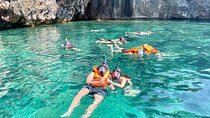 Small Group Speedboat Trip to Angthong Marine Park from Samui