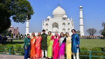 Private Day Tour to Taj Mahal and Agra fort from Delhi
