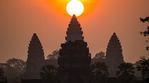Siem Reap: Private Angkor Wat Sunrise & Tour Around Angkor Park 