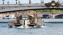 Seine River 1-Hour Sightseeing Cruise from Eiffel Tower 