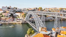 Porto Private Tour with Wine Tasting in Gaia from Lisbon