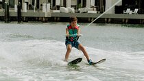 One Hour Waterskiing Lesson: Ultimate Miami Thrills