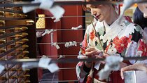 Gourmet & Sightseeing Tour with Photoshoot in Asakusa, Tokyo 