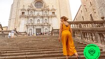 Barcelona: Discover Girona, Besalú and Pals on a Guided Tour