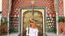 Golden Triangle Tour - Delhi Agra Jaipur