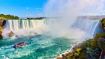 Niagara Falls Private Day Tour with Hornblower Cruise from GTA