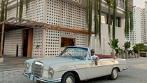 Cartagena Luxury Classic Car Tour + Bilingual Historian Guide