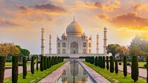 All Inclusive Taj Mahal, Agra Fort and Baby Taj Tour