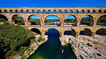 Marseille to Avignon & Pont du Gard: Private Historic Tour