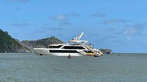 From Hanoi: Serenity Luxury Day Cruise through Lan Ha Bay