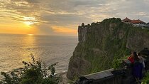 Private Tour: Tanah Lot Canggu Melasti Beach and Uluwatu Temple 