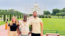 From Delhi: Taj Mahal Sunrise & Agra Fort Tour: All Inclusive 