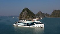 Halong Bay 1-Day Luxury Tour with Pool & Buffet Lunch from Hanoi