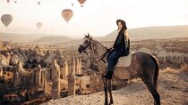 Horseback Safari Tour in Cappadocia Sunset or Sunrise