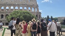 Colosseum Roman Forum and Palatine Hill small Tour