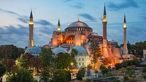 Istanbul Old Town Tour Hagia Sophia, Blue Mosque and Bazaars