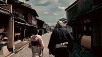 Cinematic Portrait Film Experience in Kyoto with Local Filmmaker