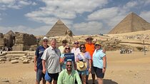 Private tour to Giza Pyramids, Memphis & Sakkara 