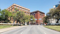 JFK Assassination Tour with Rooming House and Sixth Floor Museum