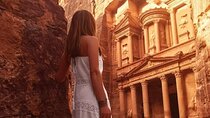 2-Day Jordan Highlights: Petra, Wadi Rum, Aqaba & Dead Sea