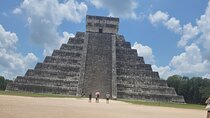 Chichen Itza Day Tour with Breakfast and Drinks Included