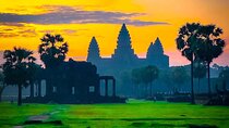  Siem Reap: 1-Day Angkor Wat + Private Tour Guide with Tuk-Tuk 