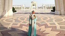 Private Abu Dhabi Tour: Grand Mosque, Royal Palace & Free Abaya