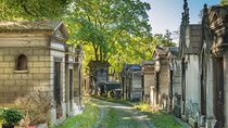 Haunted Walking Tour of Père Lachaise Cemetery