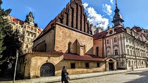 Jewish Prague: Guided Tour with Synagogues & Cemetery Entry