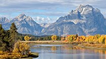 Teton & Yellowstone | Wildlife, Hot Springs, & Mountains PRIVATE