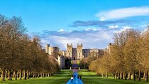 Windsor Castle, Stonehenge and Oxford Day Trip from London