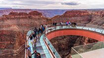 Las Vegas : Grand Canyon West, Hoover Dam, One-Day Small Tour