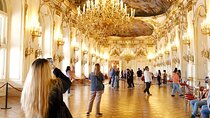 Private Vienna Full-Day Tour with Schönbrunn Palace Entry & Lunch