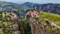 Discover the Magic of Meteora