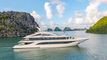 From Hanoi: Premium Halong Bay Cruise with Jacuzzi, Lunch & Party