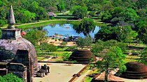 All-inclusive Day Tour to Anuradhapura from Kandy