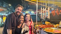 Mumbai Street Food & Bazaar Tour with Local Transport