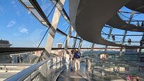 Express Tour Government District plus Visit Reichstag with Dome