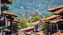 Private Valle de Bravo Day Trip from Mexico City
