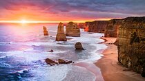 Explore Great Ocean Road and Twelve Apostles Private Tour