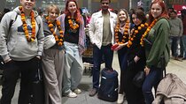 From Arrival to Awe: Taj Mahal & Agra Fort Tour from Airport