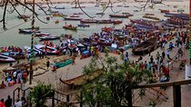 Delhi to Varanasi: Tour to the Sacred Ganga Aarti Ceremony
