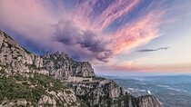 Winter Travels Tour from Barcelona to Montserrat and Pyrenees