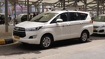 Delhi: Private Car Charter with Professional Driver