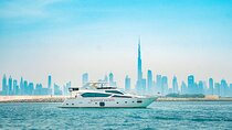 Dubai Water Canal Luxury Yacht Tour with Tropical Drinks