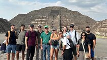 Teotihuacan Premium : Local Guide, Breakfast in LA CUEVA, Transportation