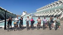 Valencia (Ruzafa): Guided Bike Tour of the city's highlights.